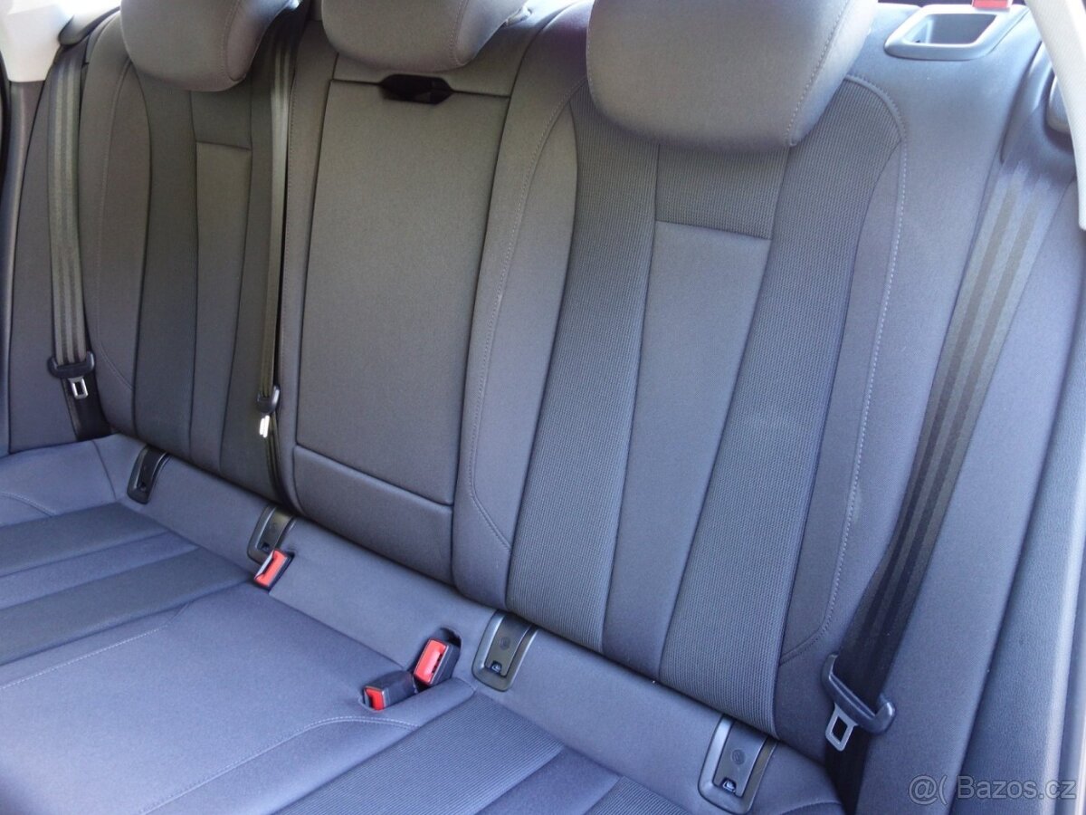 AUDI A4 40TDI 140kW QUATTRO S-LINE - 12