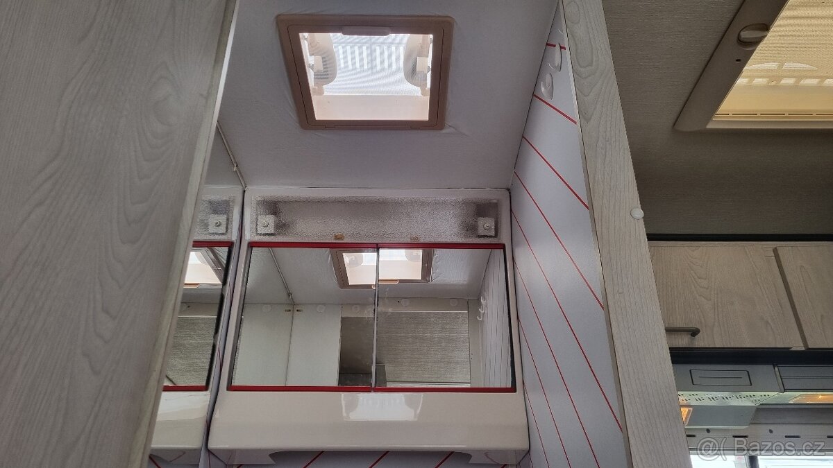 CHATEAU CHIARA 400-STAN-SOLAR+BATERIE-657 kg - 12