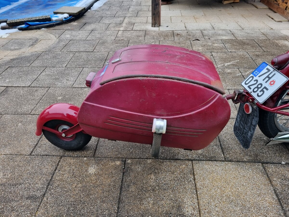 Jawa 350/18 1951 po rekonstrukci + páv 40/b. - 12