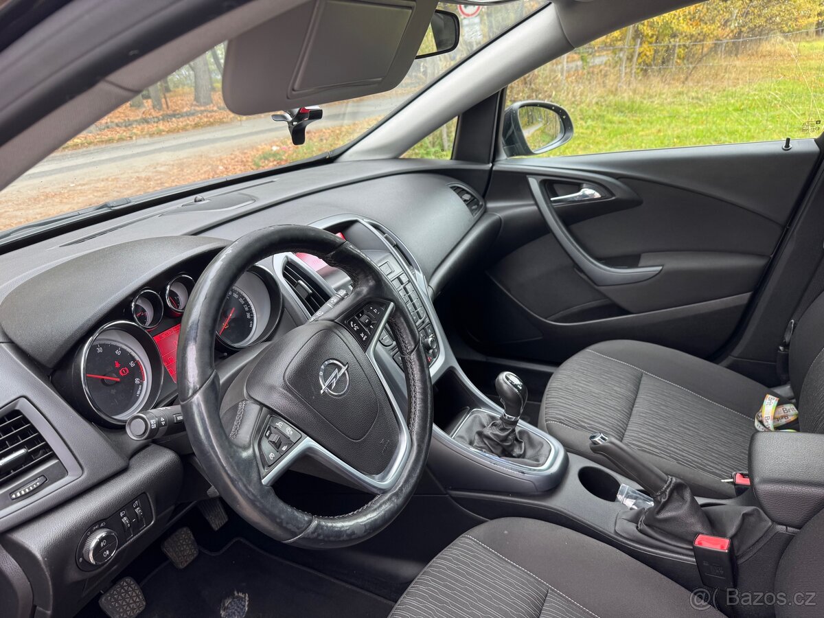 Prodám Opel Astra J 1,6 nafta100 kw - 12