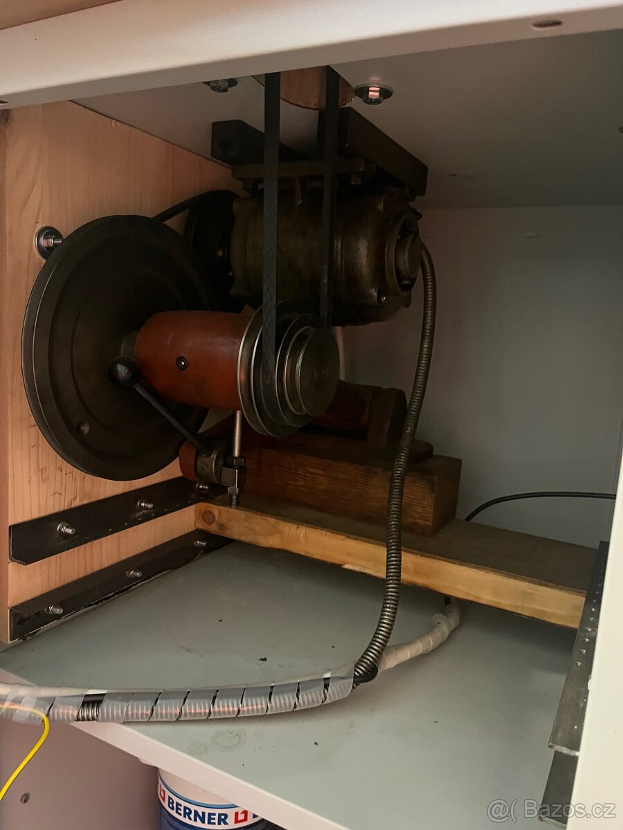 Soustruh tos Čelákovice typ mn-80 1961 - 12