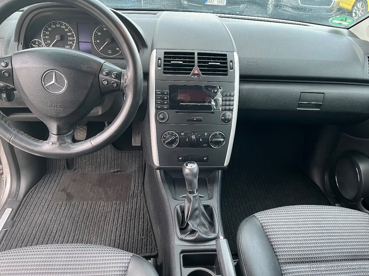 Mercedes-Benz A 170 Avantgarde - 12