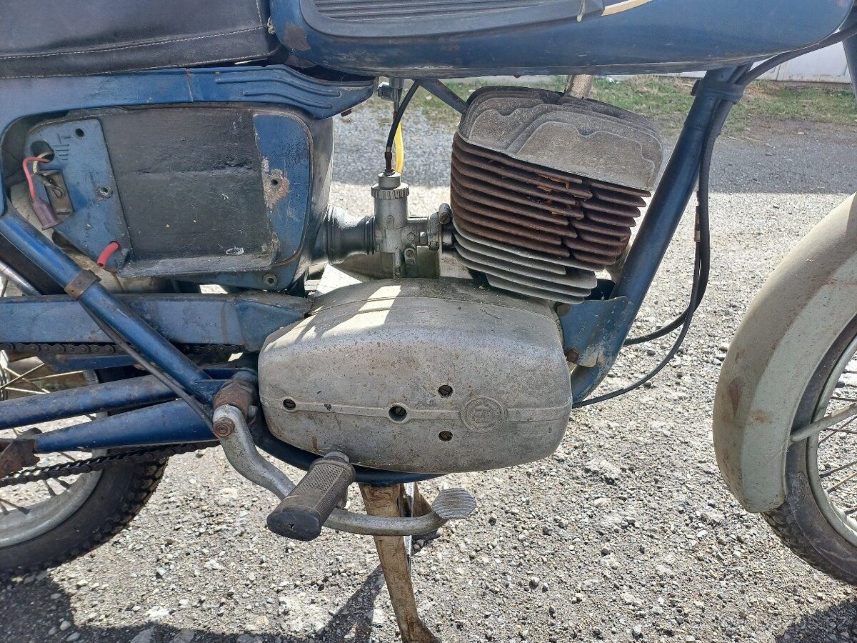 ČZ 175/477 - 12