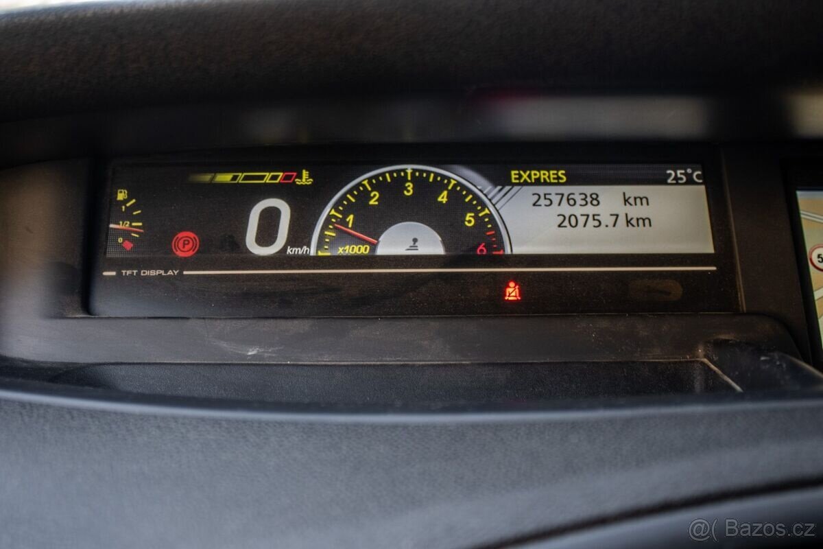 Renault Mégane Scénic 3 96kW MT/6 2011 Nova STK - 12