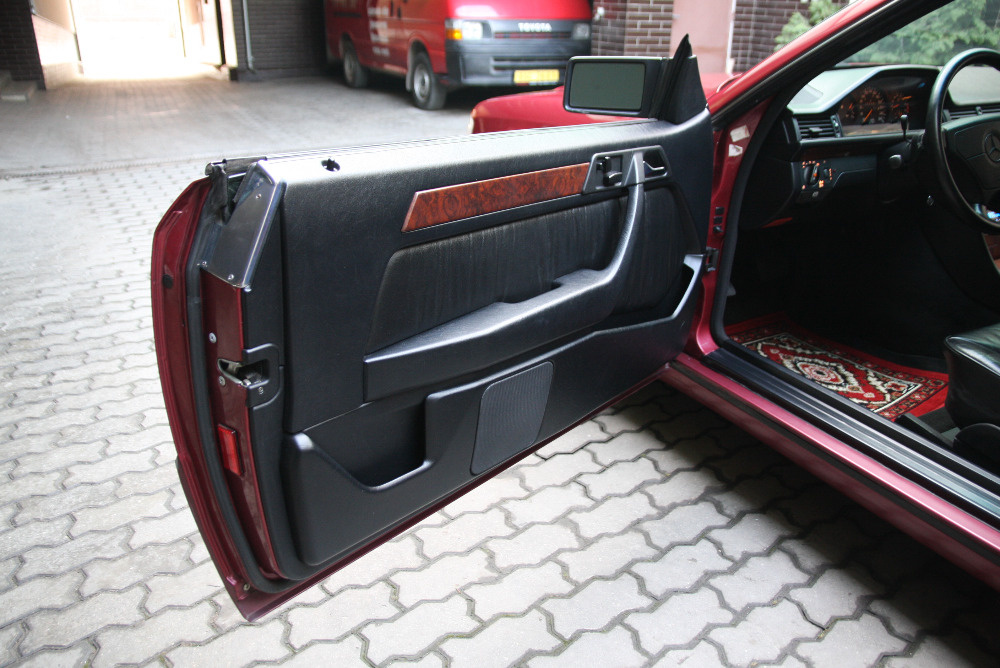 Mercedes Benz 124 300 CE 24V Cabrio - 12