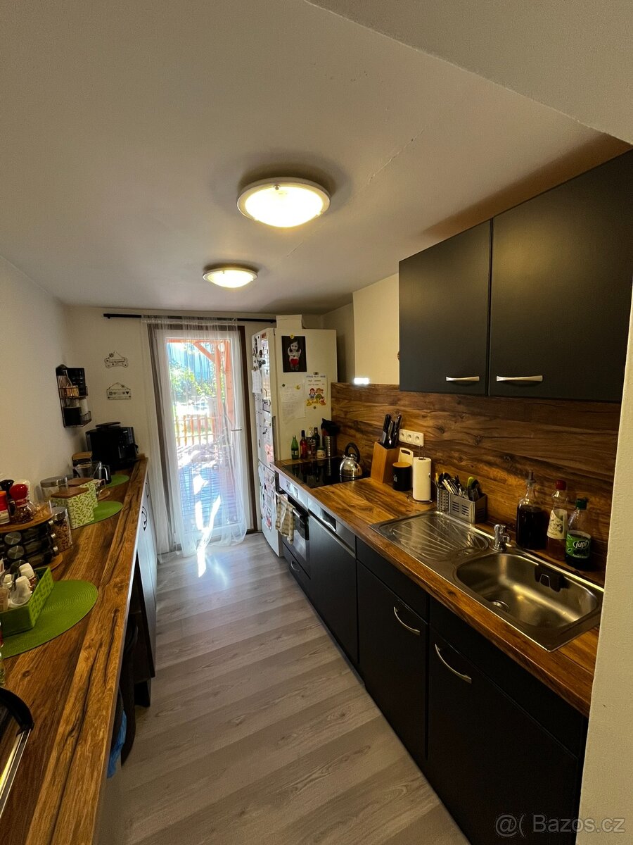 Rodinný dům 4kk Tišice - 12