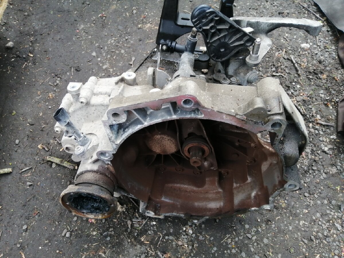 Převodovka Fabia, startér, poloosy, kompr. Klimy - 12