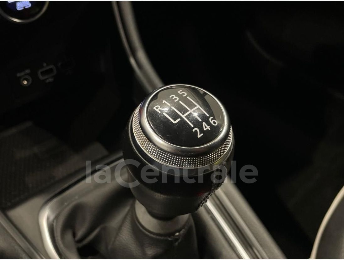 RENAULT Captur II 1.0 TCe 90 ENERGY INTENS 08/2021 - 12