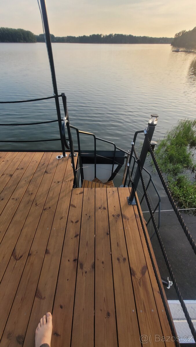 Hausbot 9,3 x 3 New - 12