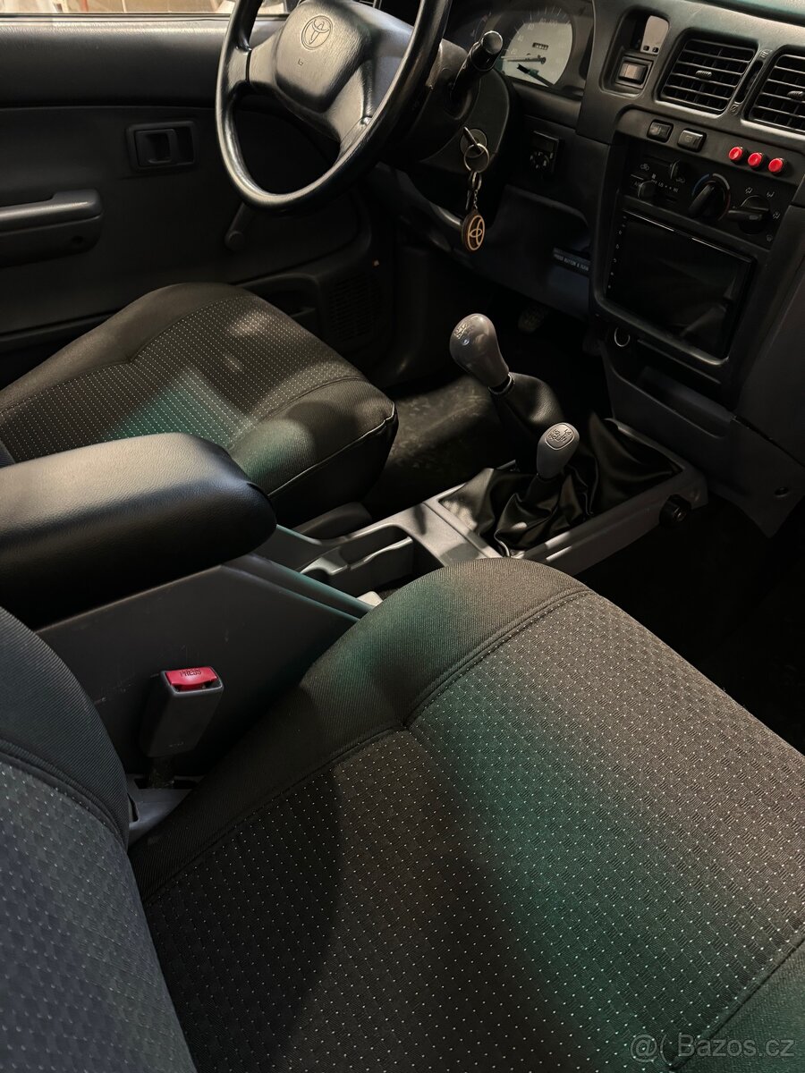 Toyota Hilux 2.5 kdn165 - 12