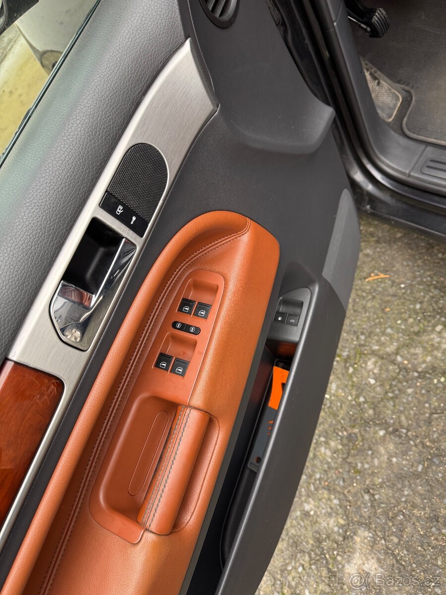 Volkswagen Touareg 3.0 V6 TDI 2007 - 12