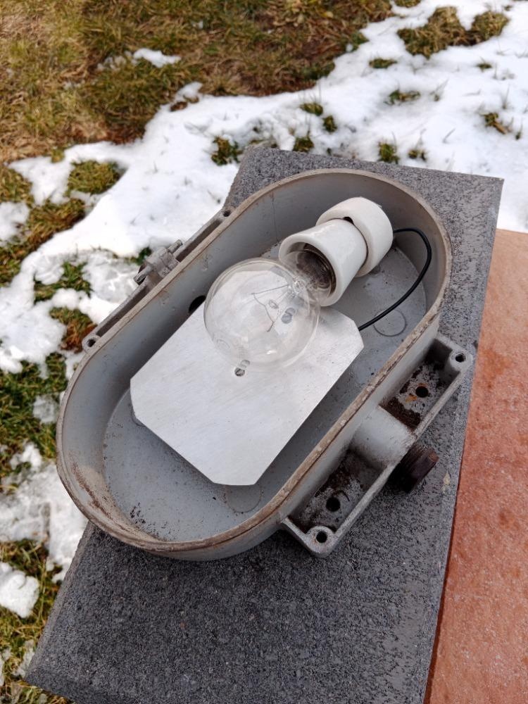 Tovarni lampa industrial - 12