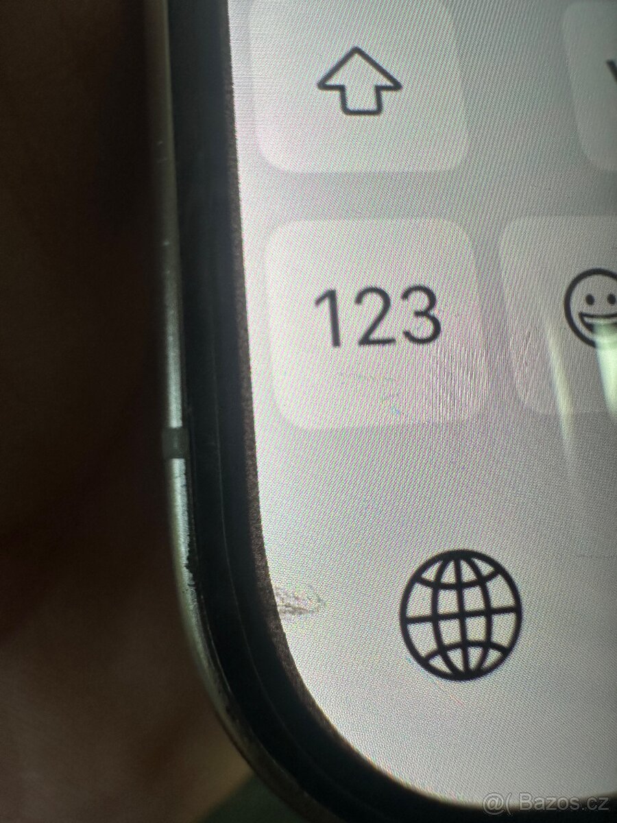 iPhone 15 Pro Max 256gb stříbrný Titan - 12