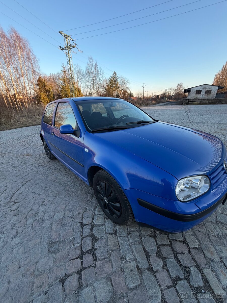 Volkswagen Golf 4, 1.6 benzín, automat - 12