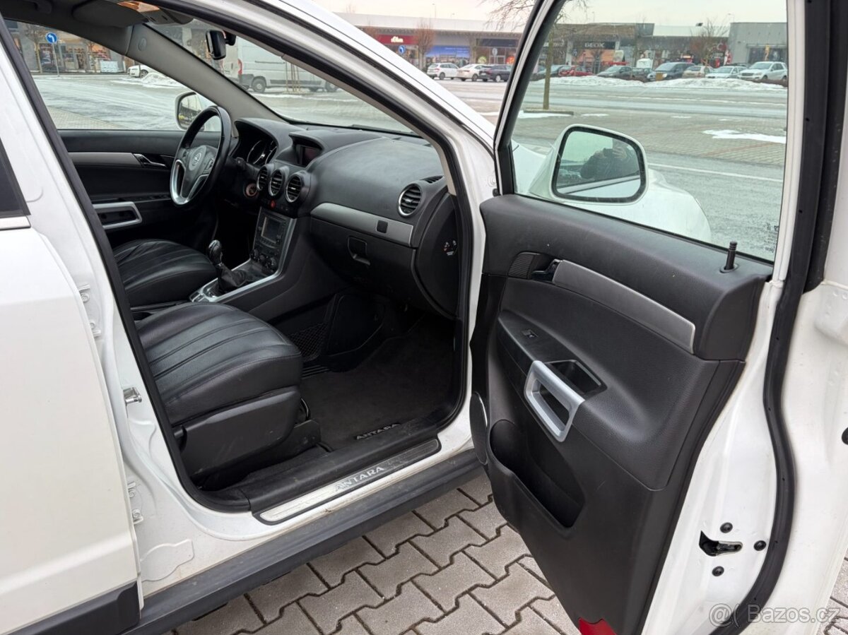 Opel Antara 2.2 CDTi 2016 MAX VÝBAVA - 12