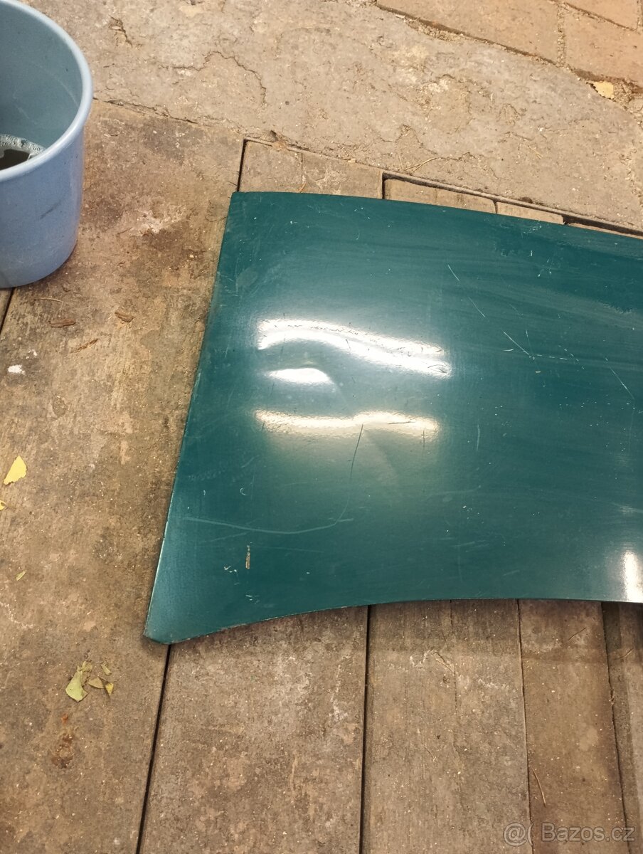 Bočnice škoda 105 a zadní čelo - 12