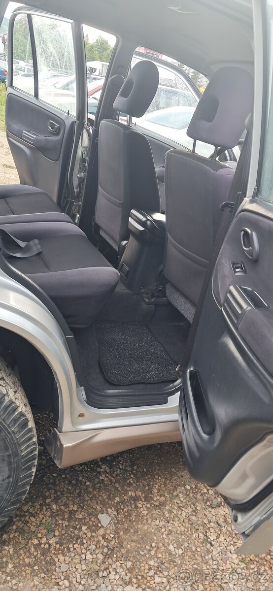 Suzuki Grand Vitara 2,0 HDi bez korozie z Talianska 4x4 - 12