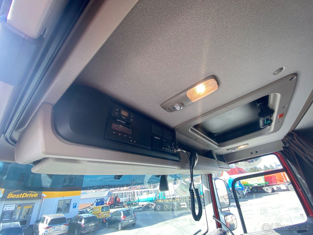 TATRA 4x4 Traktor 79.000 km - 12