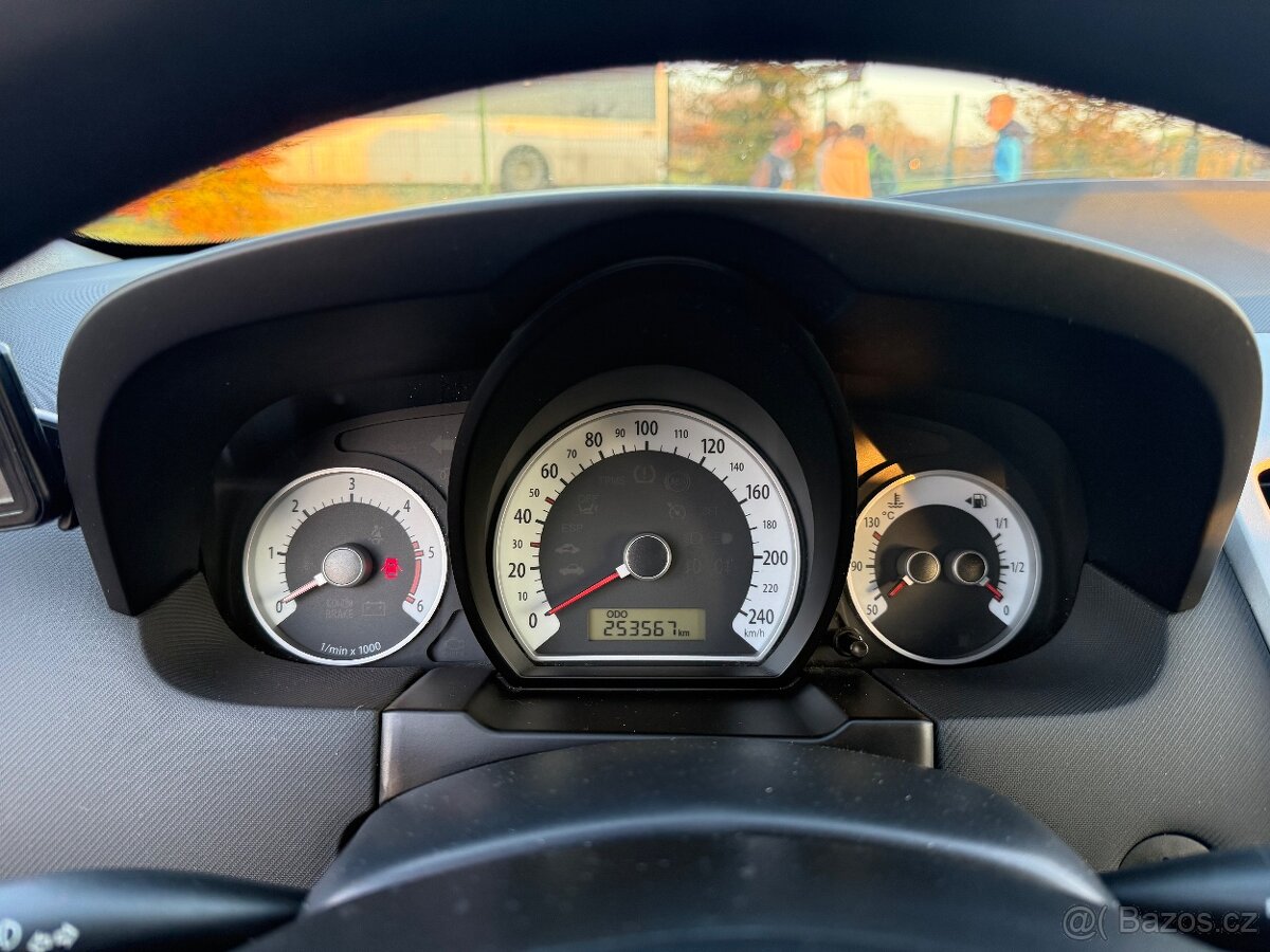 Kia CEE’ D Kombi rok 2008, 253 567km - 12