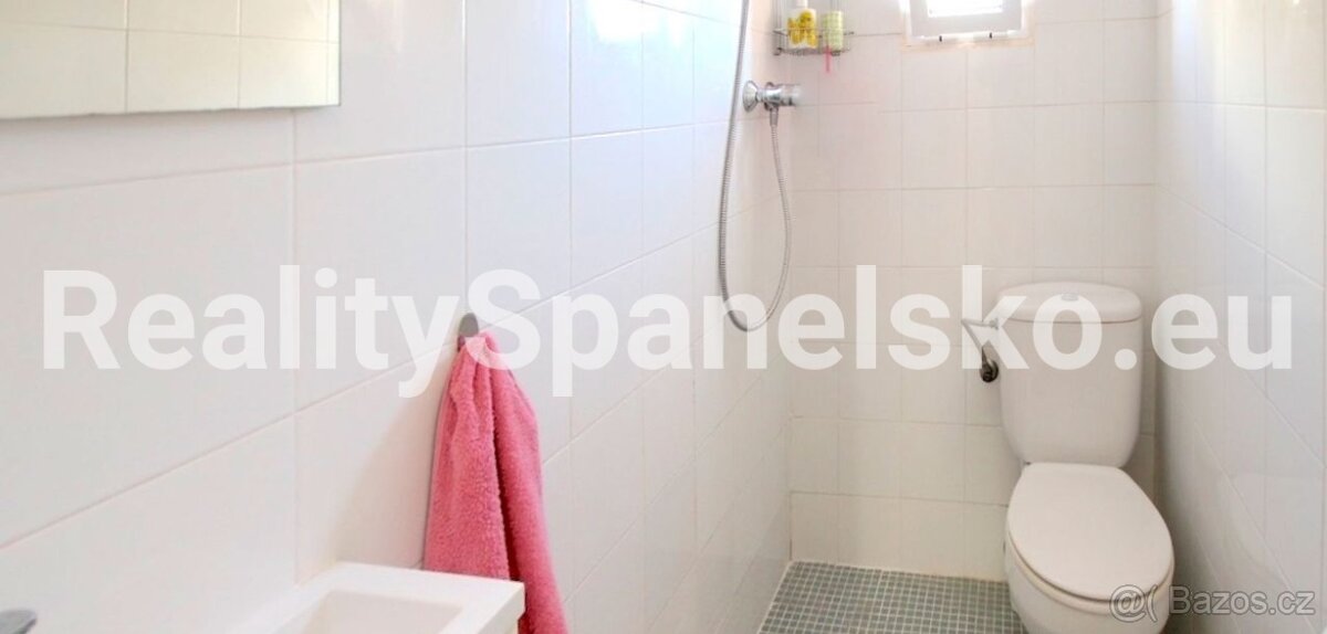 3pokojový byt 3+1 60m² s vl.prostornou verandou+2koupelny - 12