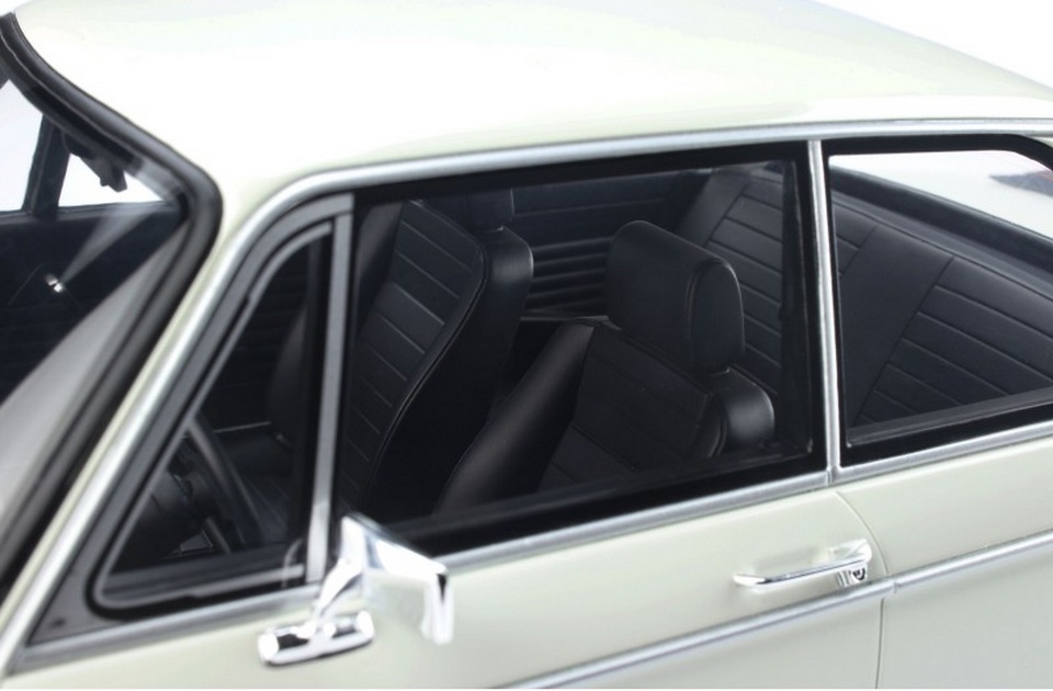 BMW 2002 Turbo 1974 1:12 OttoMobile - 12