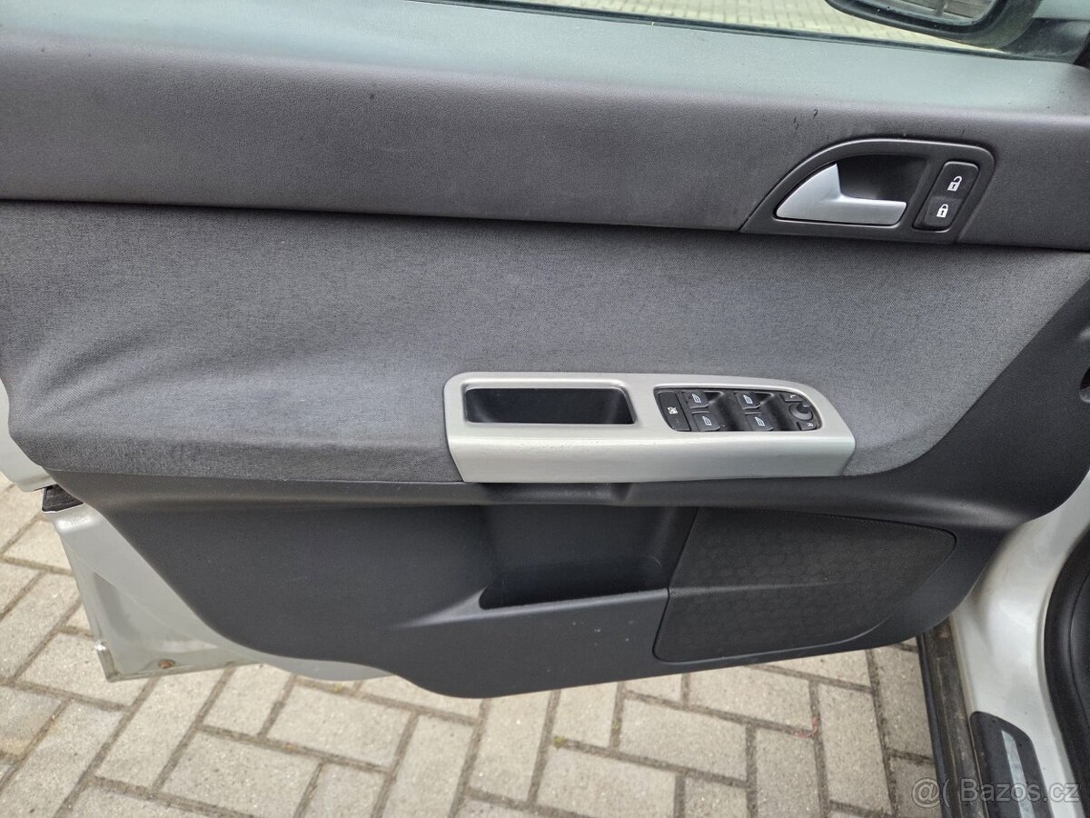 Volvo V50, 1.6D 80kW KLIMA - 12