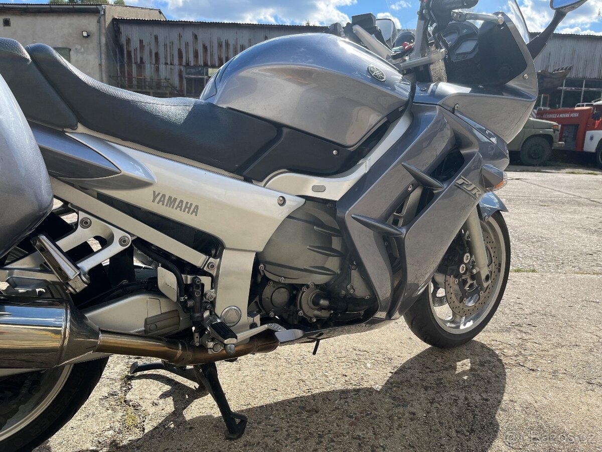Yamaha FJR 1300 ABS stříkačka - 12