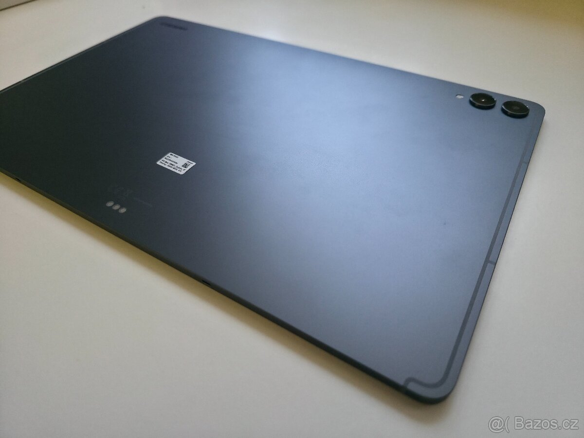 Samsung Galaxy Tab S11 Ultra + pouzdro s klávesnicí - 12