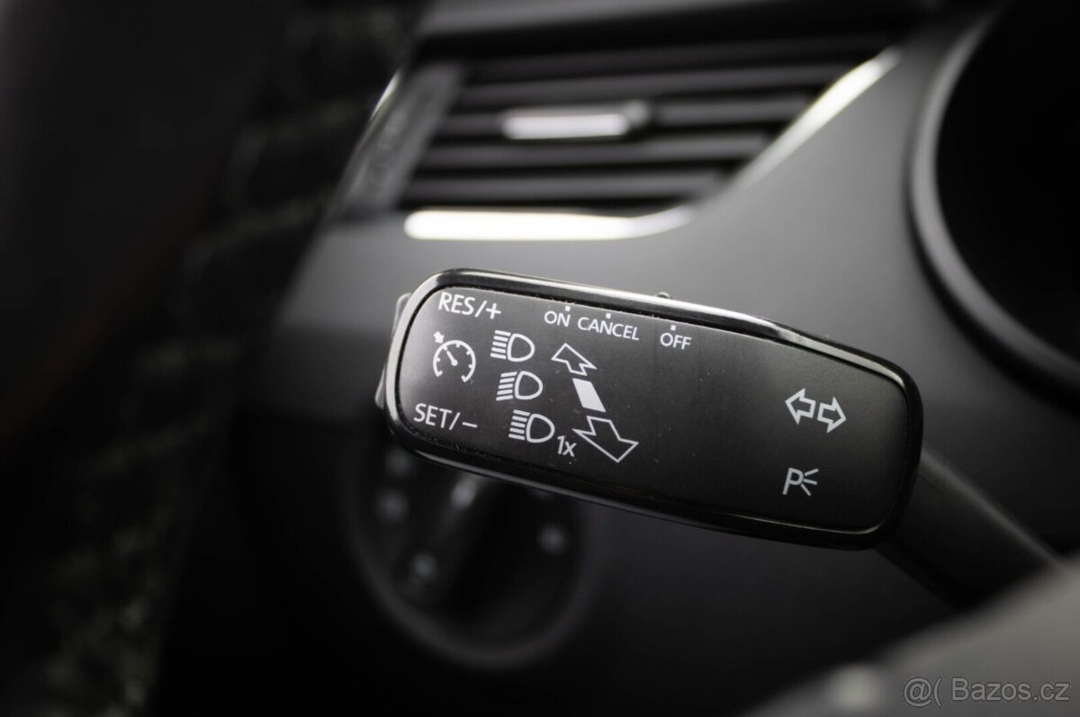 Škoda Octavia Combi 1.6 TDI DSG - 12