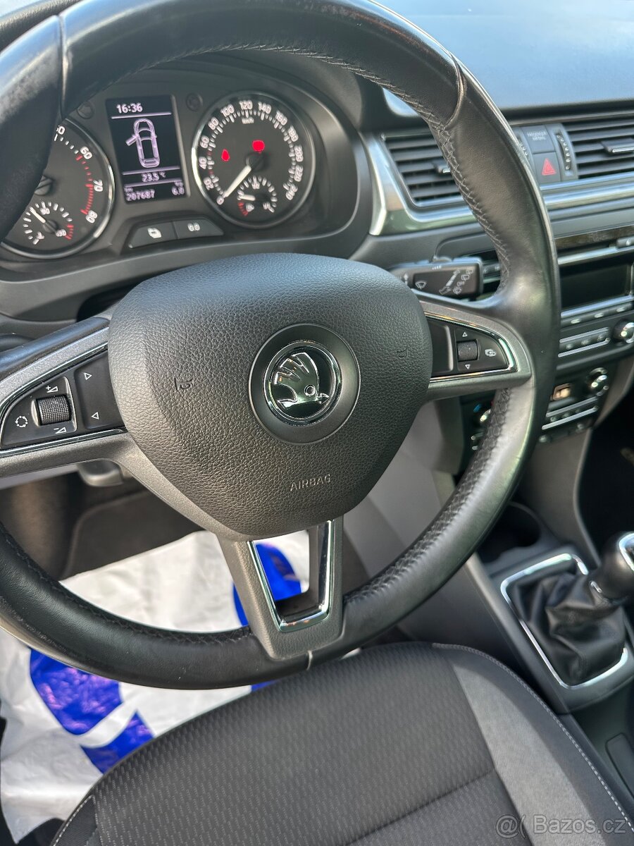 Škoda Rapid 1.2 Tsi 77 kw, style -1 majitel xenony - 12