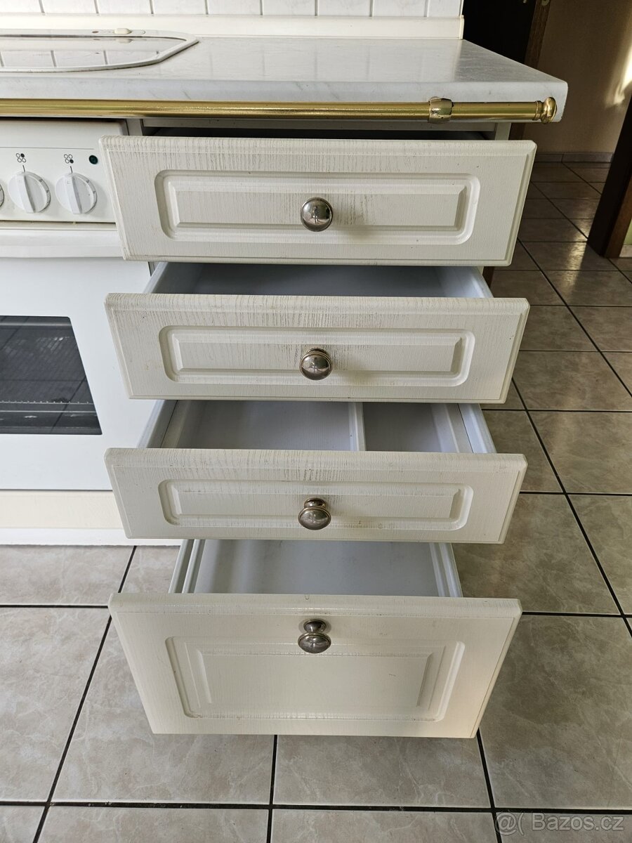 Rezervace - Kuchyně - 12