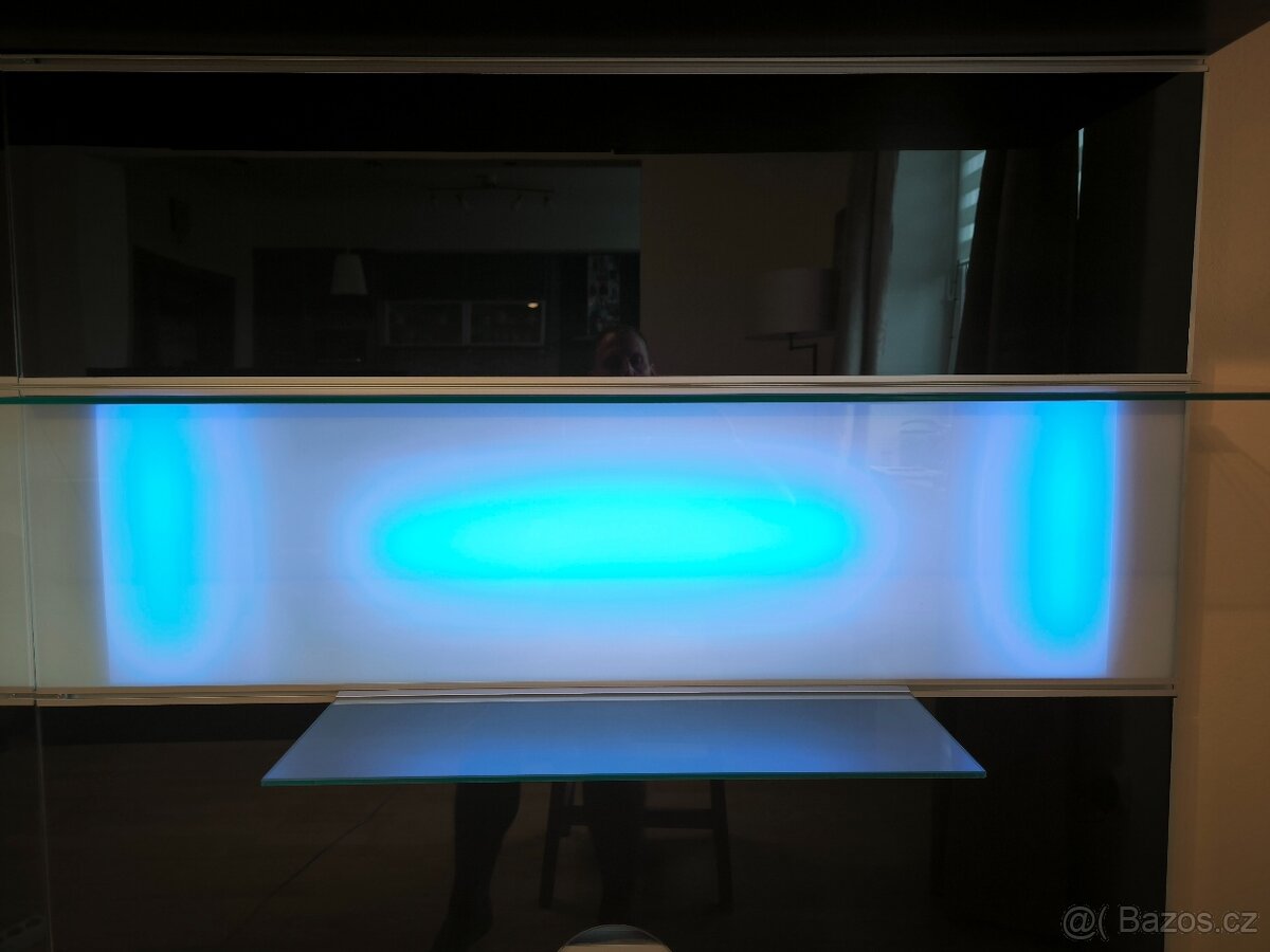 IKEA BESTA TV stěna s držákem TV+ LED osvětlení - 12