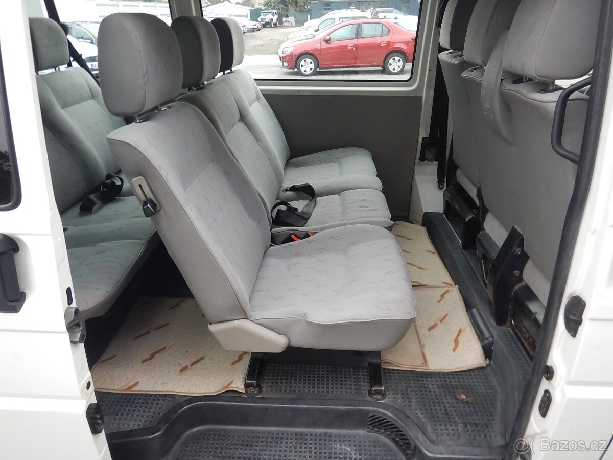 VW Transporter 2.5 TDI, BUS, 9 MÍST, TAŽNÉ - 12