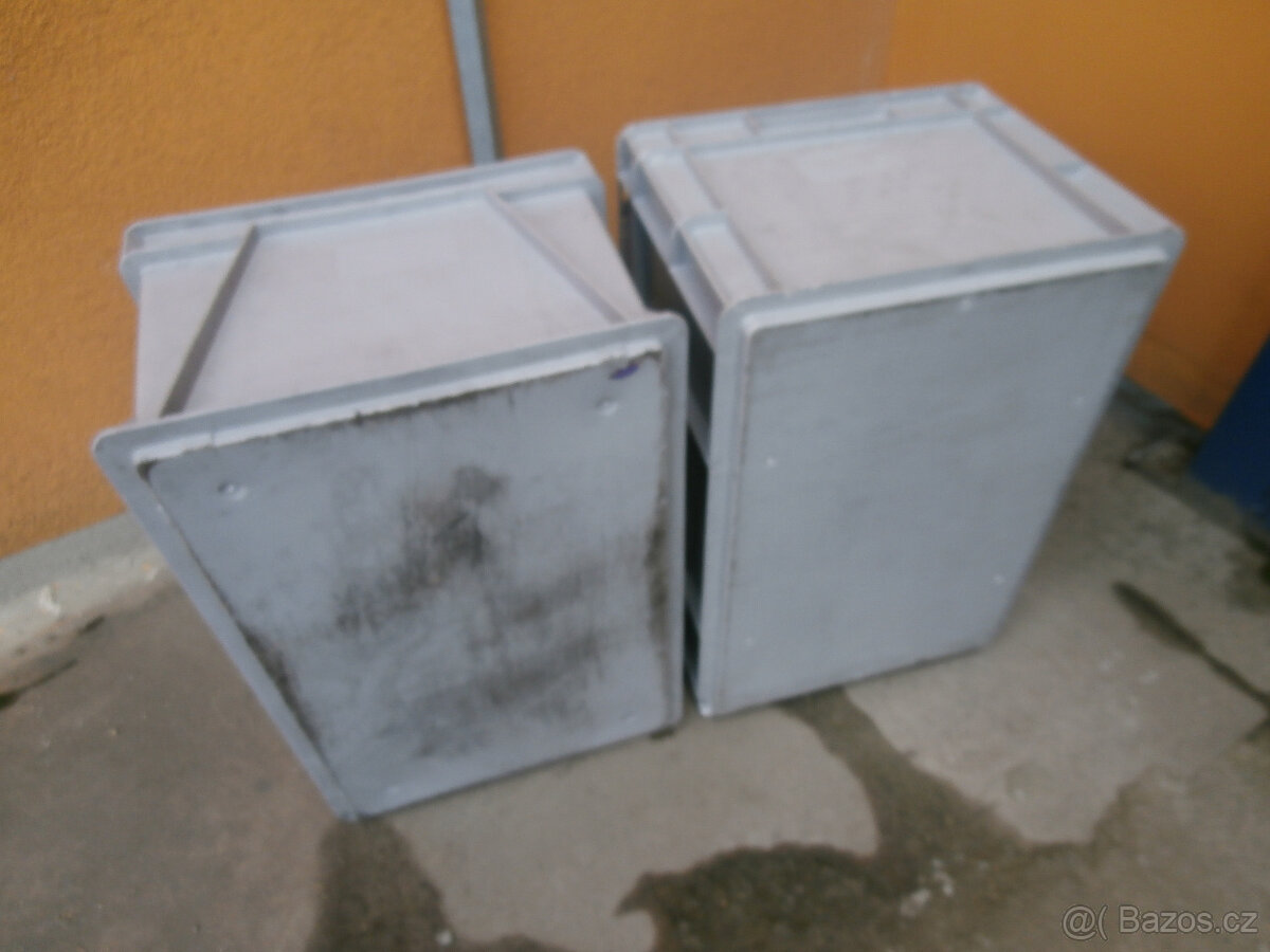 Přepravky plastové plná ukládací boxy od 100 kč - 12