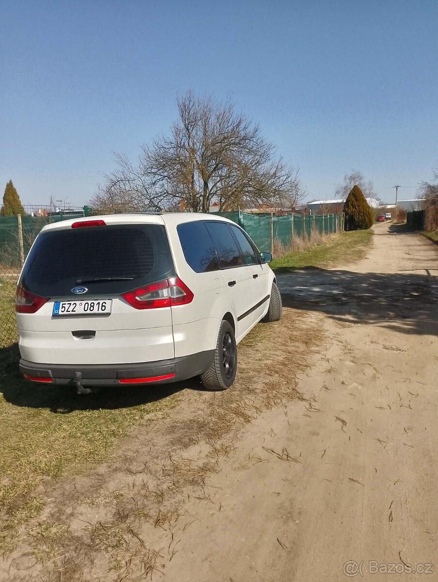 Prodám Ford Galaxy - 12