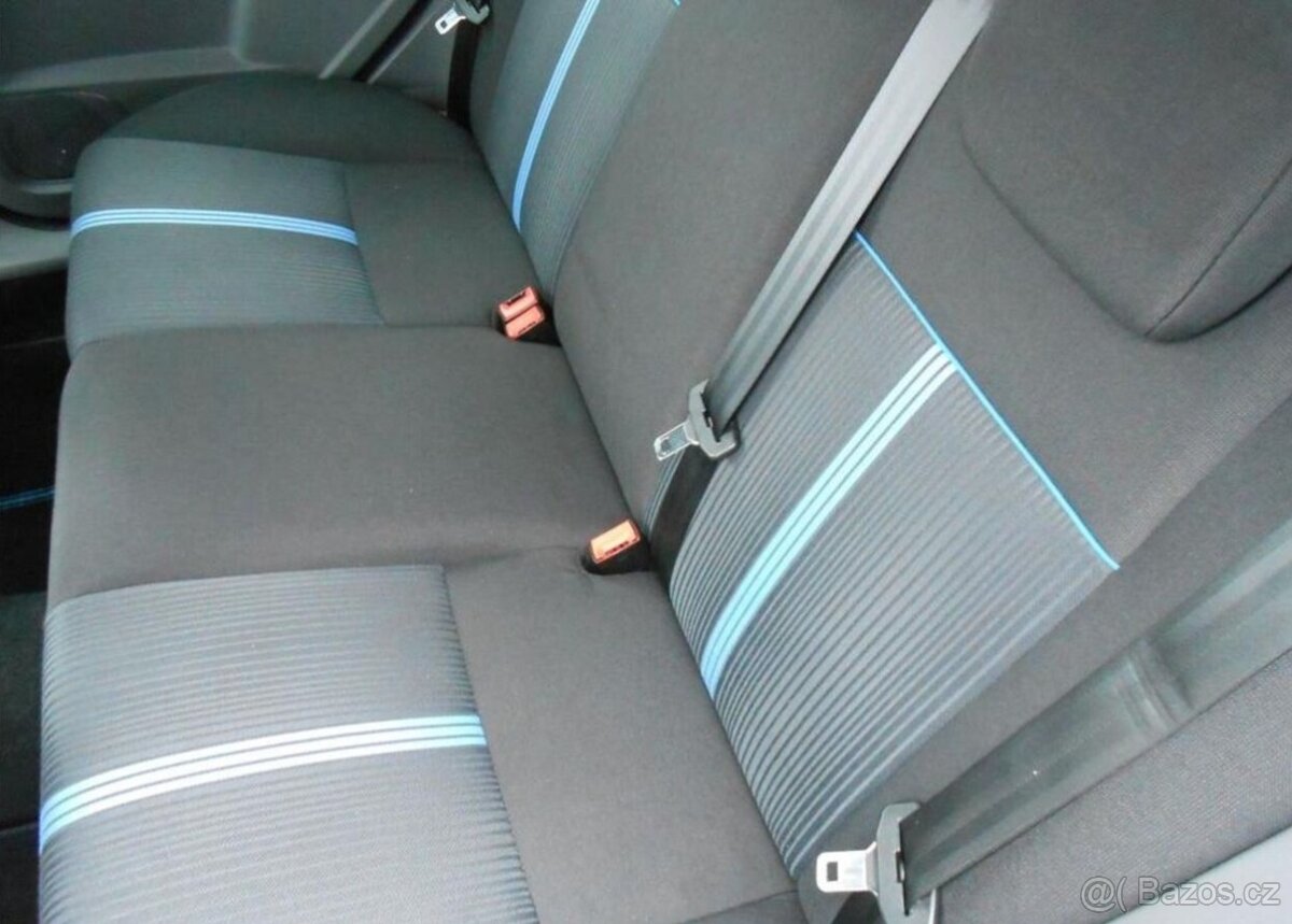 Ford Focus 1,6 74 kW KLIMA Serviska benzín - 12