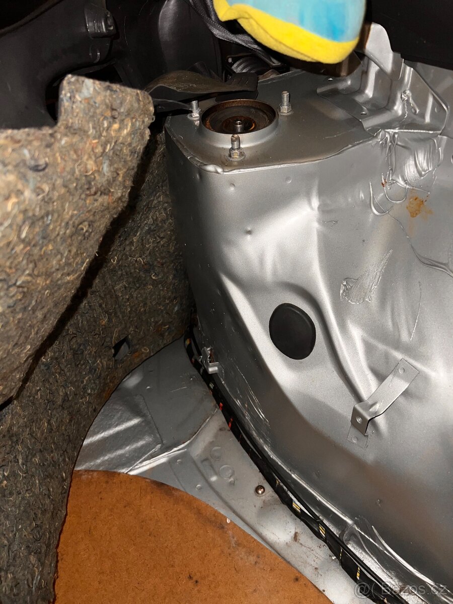 Subaru Impreza GT - 12