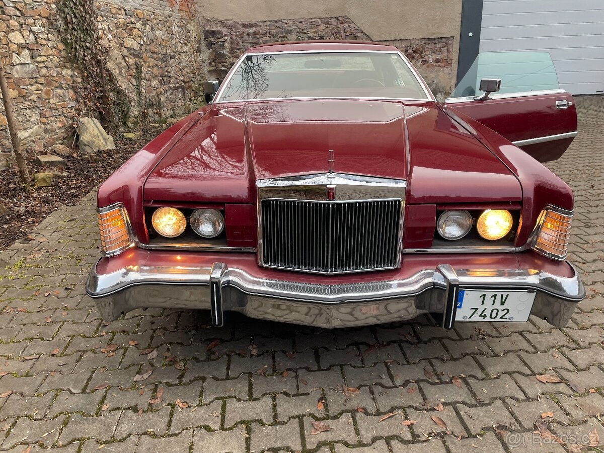 Lincoln Continental Mark IV - 12