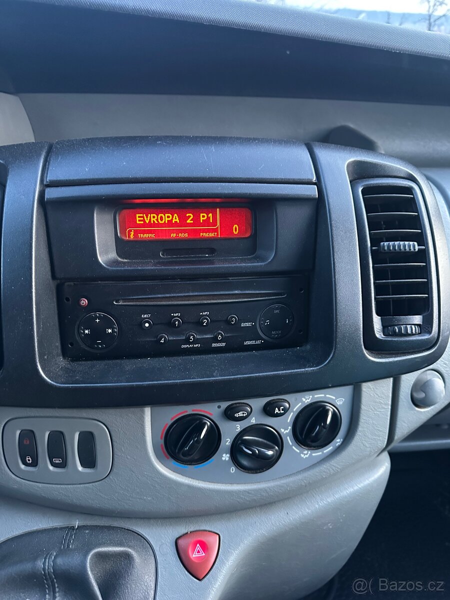 Renault Trafic 2,0dci 84kw (M9R) - 12