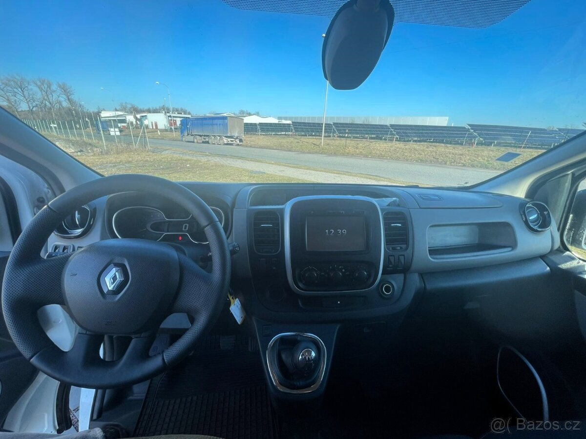 Renault Trafic 1.6 DCI 103 kw - 12