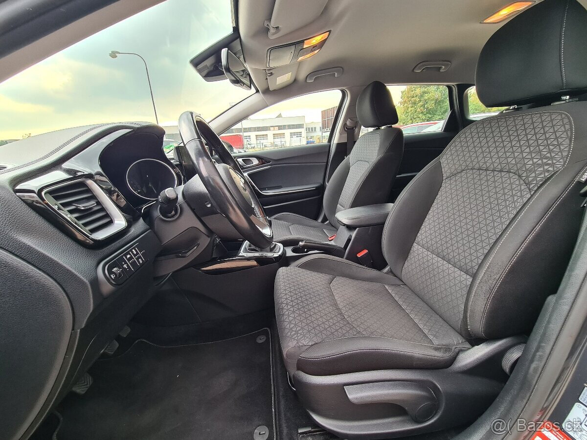 KIA CEED SW 1.6 CRDI VISION - 12