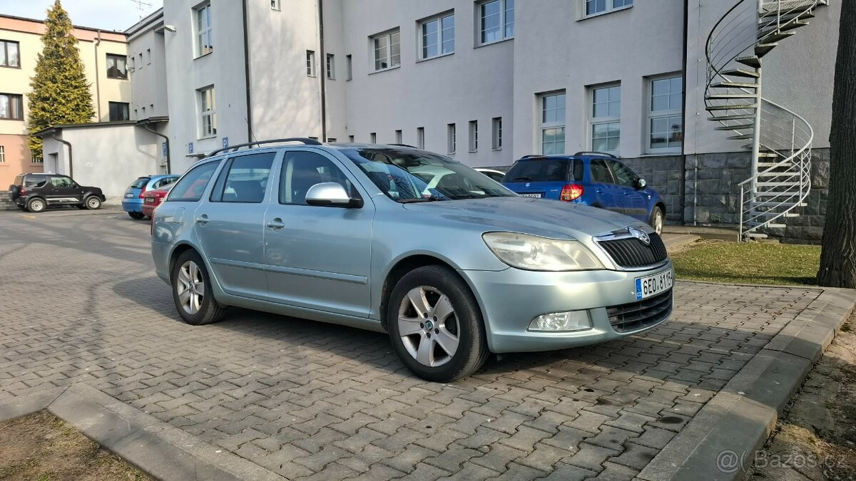 Škoda Octavia II - 12