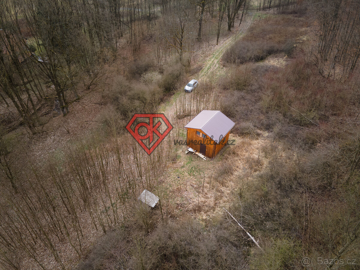 PRODEJ - chata s vlastním pozemkem v Horním Houžovci - 12