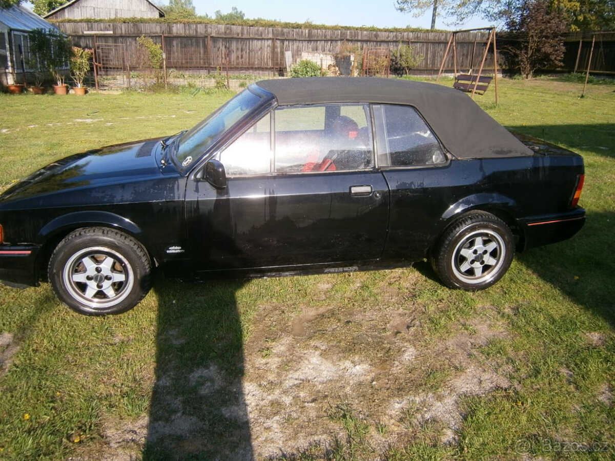 Ford Escort Cabrio 1.4 benzin - 12