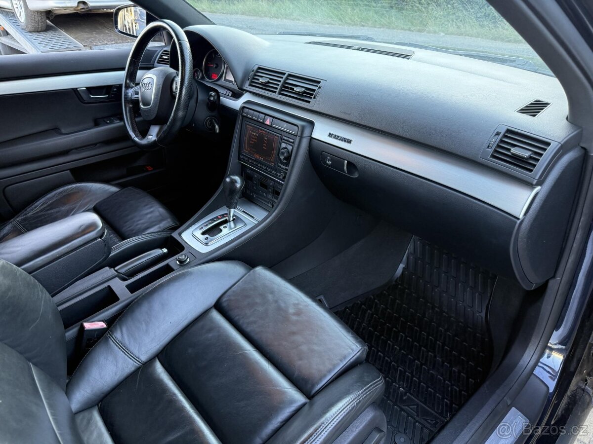 Audi A4 3.0Tdi S-line Quattro - 12