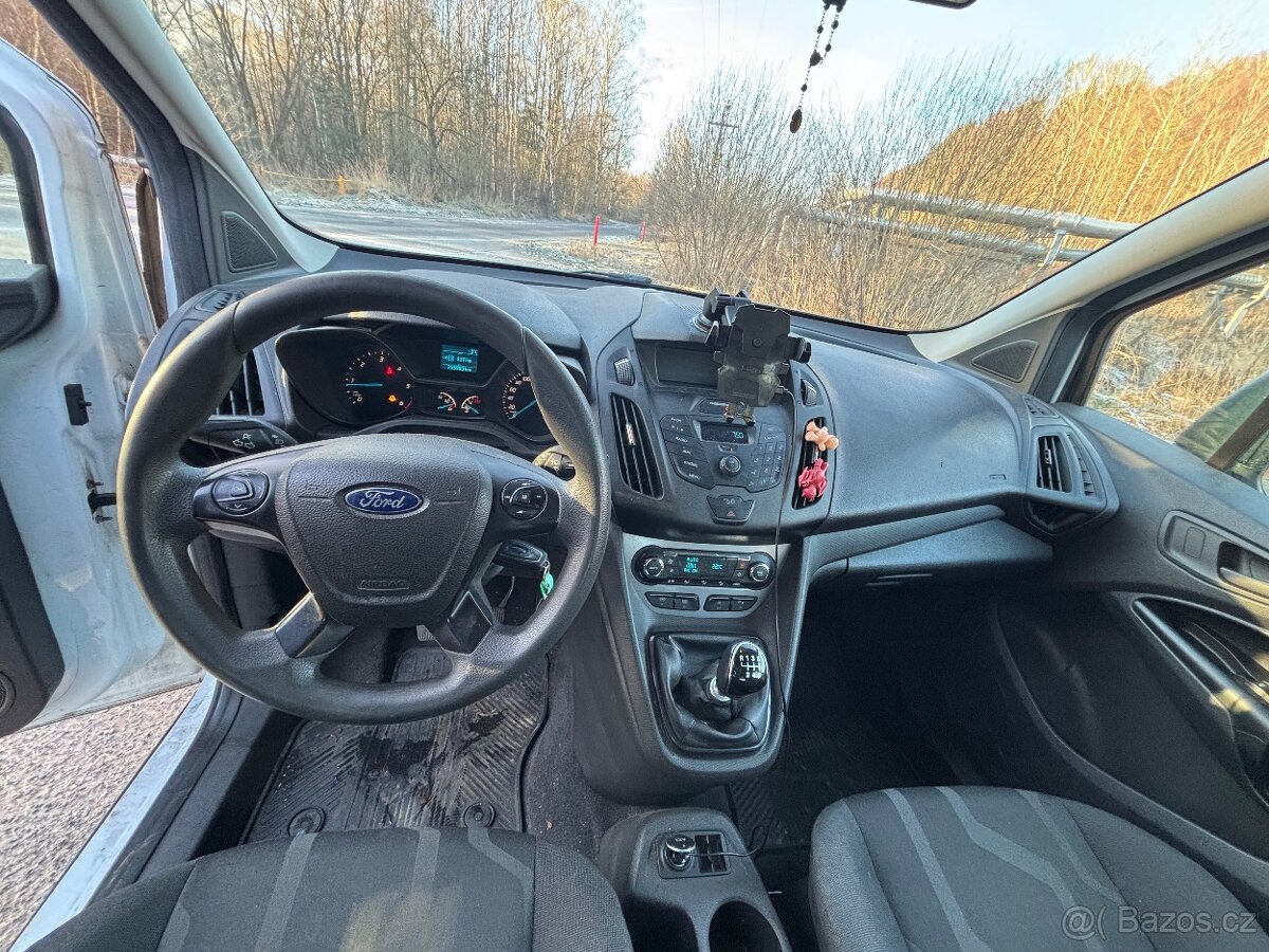 Ford Tourneo Connect 1.5 tdci (7míst) - 12
