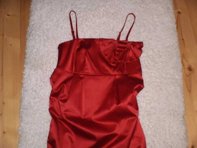 saty# oslavy# spolecenske# cervenesaty# ples# masle - 12