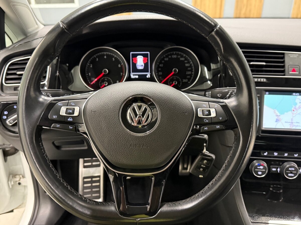 VW GOLF VARIANT VII 1.4TSI 92kw, r.v.2016, edition R-LINE - 12