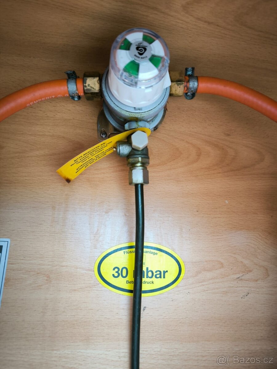 Prodám karavan Knaus Südwind 500 - 12