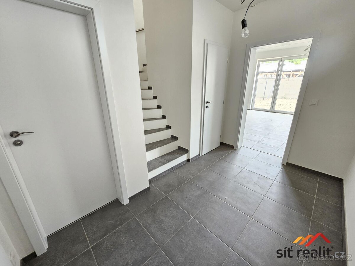 Prodej novostavby 3+kk, 105 m2, poz. 191 m2, Praha 9 - Jahod - 12